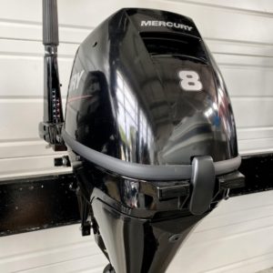 Cap Ouest vente bateaux neufs, bateaux d'occasion, vente moteurs Mercury, moteurs d'occasion. Concessionnaire Quicksilver, Iron, Brig, B2 Marine, Ryck. Révision et réparations moteurs et bateaux