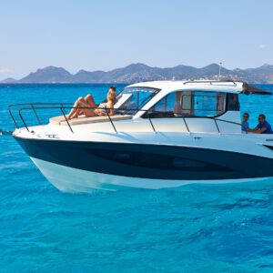 Bateau à vendre : Quicksilver Activ 905 Weekend. Cap Ouest, vente de bateaux d'occasion et bateaux neufs. Revendeur Quicksilver et centre agrée Mercury.