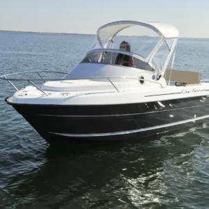 Bateau B2 Marine 522 Cruiser. Cap Ouest, vente de bateaux d'occasion et bateaux neufs. Revendeur B2Marine (100% Made in France), centre agrée Mercury.