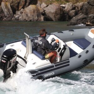 Bateau Brig Eagle 4, neuf, à vendre. Cap Ouest, vente de bateaux d'occasion et bateaux neufs. Revendeur Brig Boats et centre agrée Mercury.