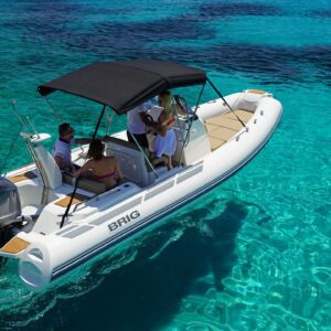 Bateau Brig Eagle 6.7, neuf, à vendre. Cap Ouest, vente de bateaux d'occasion et bateaux neufs. Revendeur Brig Boats et centre agrée Mercury.