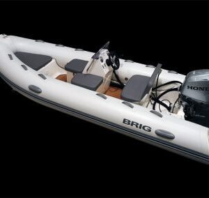 Bateau BRIG Falcon Tenders 420. Cap Ouest, vente de bateaux d'occasion et bateaux neufs. Revendeur BRIG Boats et centre agrée Mercury.