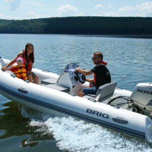 Bateau BRIG Falcon Tenders 480. Cap Ouest, vente de bateaux d'occasion et bateaux neufs. Revendeur BRIG Boats et centre agrée Mercury.