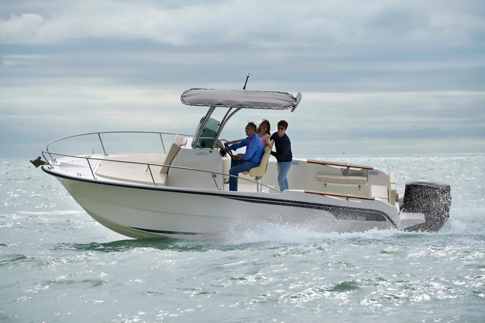 Bateau Ocqueteau 710 T-Top