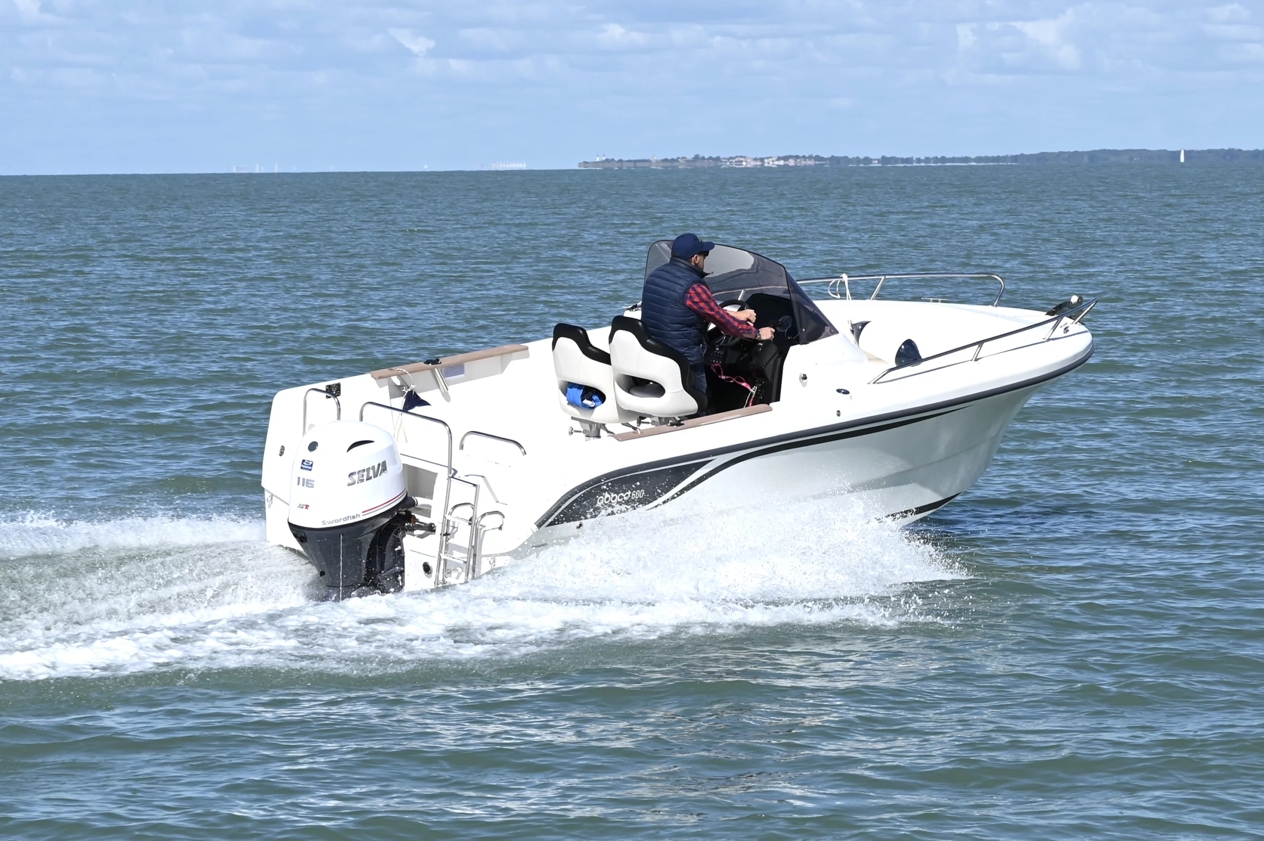Bateau Ocqueteau Abaco 600