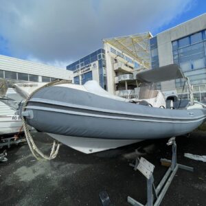 black fin elegance 7.