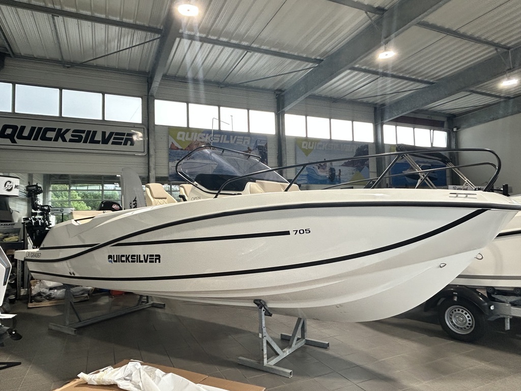 Quicksilver 705 Open Activ